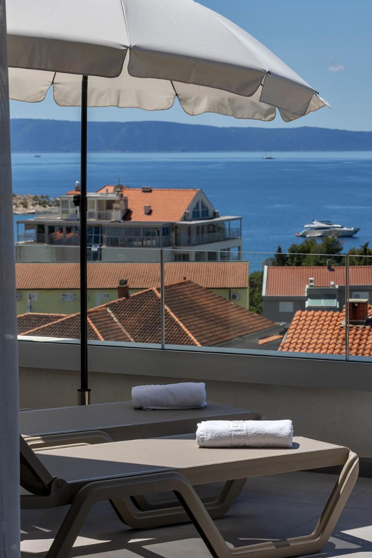Apartments Dany Makarska Exterior foto