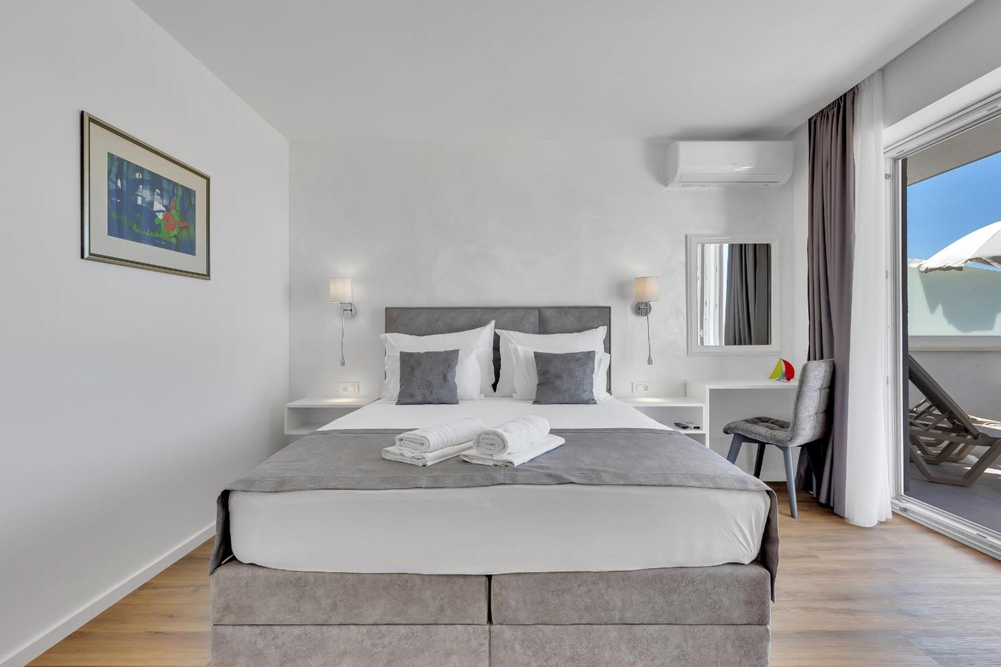 Apartments Dany Makarska Exterior foto